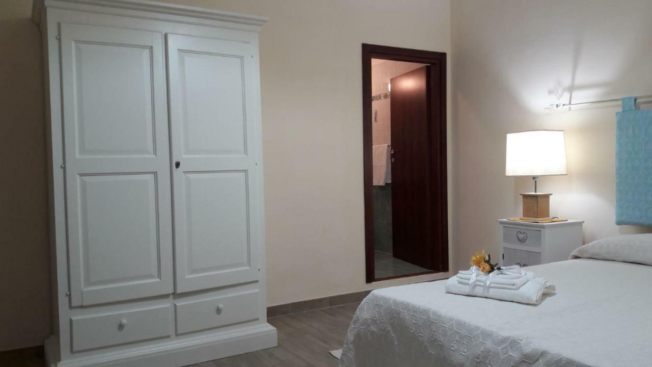 Camere Vacanze Acqua Chiara بورتو توريس المظهر الخارجي الصورة