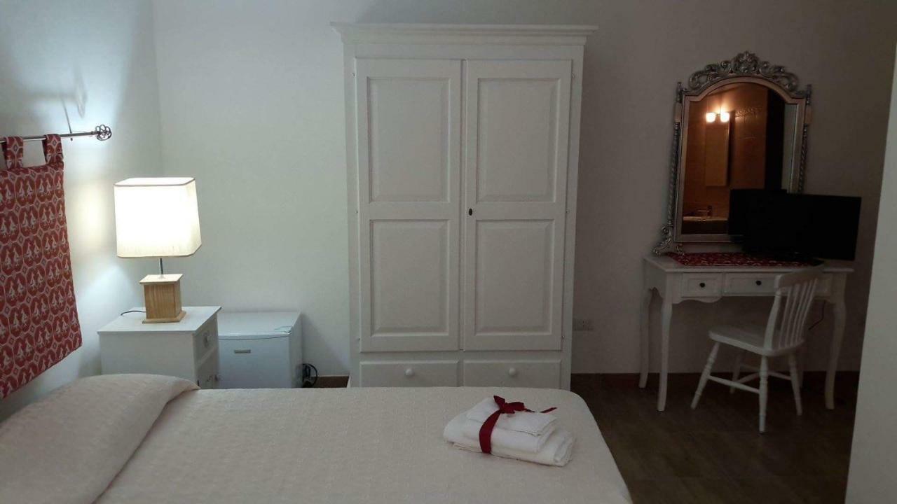 Camere Vacanze Acqua Chiara بورتو توريس المظهر الخارجي الصورة